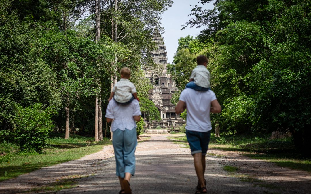 Portrait de Famille à Angkor
